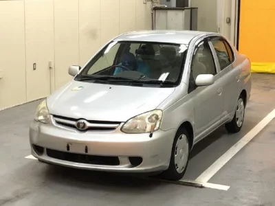 Toyota PLATZ