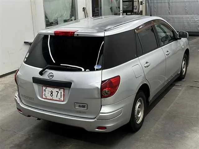Nissan AD