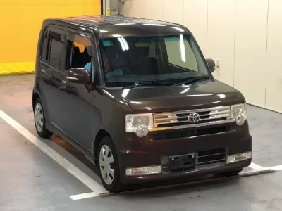 Toyota PIXIS SPACE
