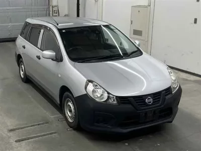Nissan AD