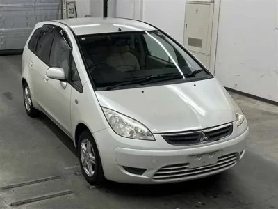 Mitsubishi COLT PLUS
