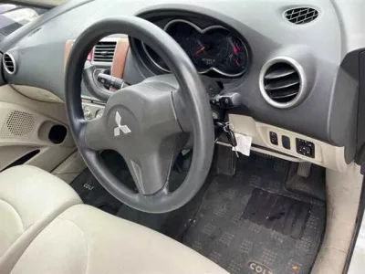 Mitsubishi COLT PLUS