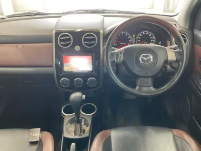 Mazda VERISA