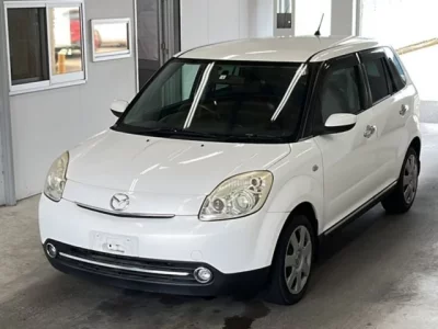 Mazda VERISA