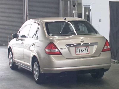 Nissan TIIDA LATIO