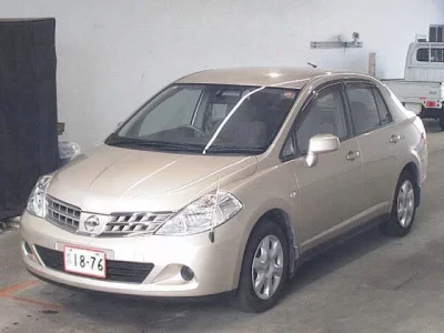 Nissan TIIDA LATIO