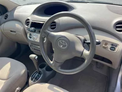 Toyota PLATZ