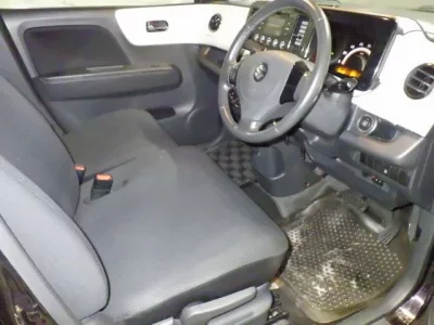 Suzuki MRWAGON