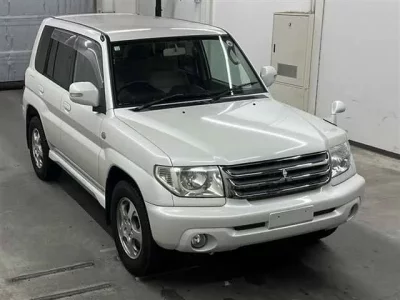 Mitsubishi PAJERO IO