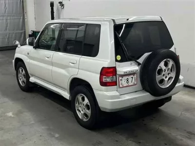Mitsubishi PAJERO IO