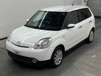 Mazda VERISA