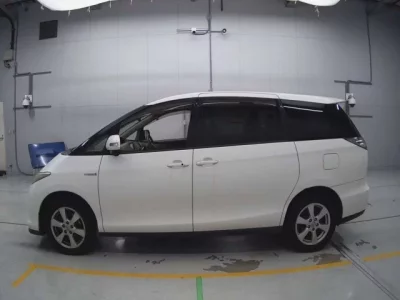 Toyota ESTIMA HYBRID