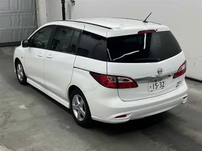 Nissan LAFESTA