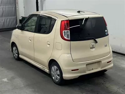Suzuki MRWAGON