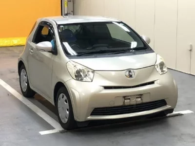 Toyota IQ