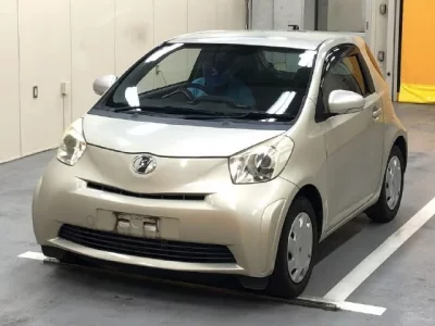 Toyota IQ