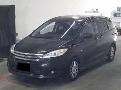 Nissan LAFESTA
