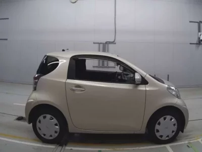 Toyota IQ
