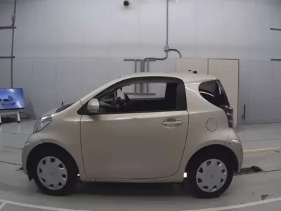 Toyota IQ