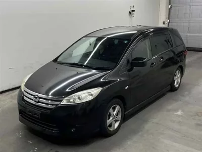 Nissan LAFESTA