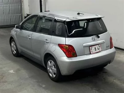 Toyota IST