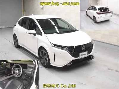 Nissan AURA