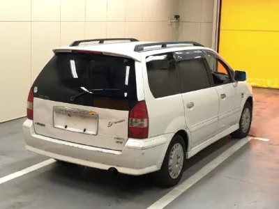 Mitsubishi CHARIOT GRANDIS