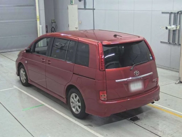 Toyota ISIS