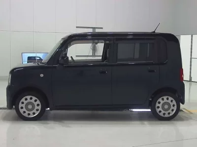 Toyota PIXIS SPACE