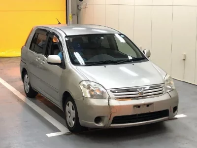 Toyota RAUM