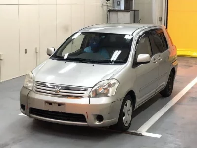 Toyota RAUM