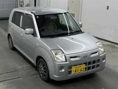 Nissan PINO