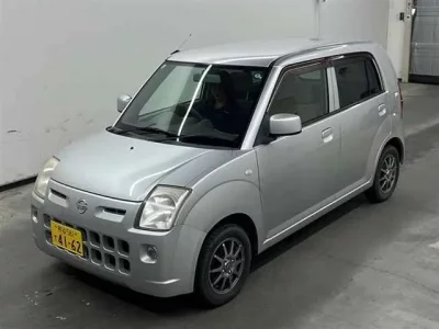 Nissan PINO