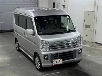 Nissan CLIPPER RIO