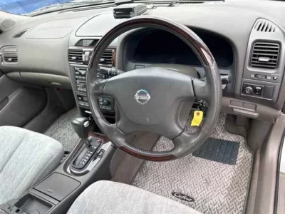 Nissan CEFIRO
