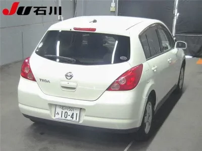 Nissan TIIDA
