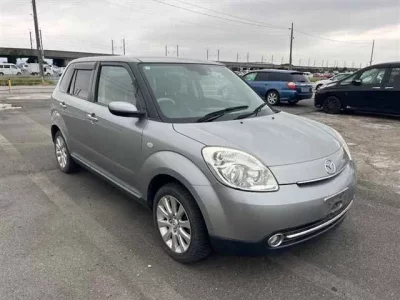 Mazda VERISA