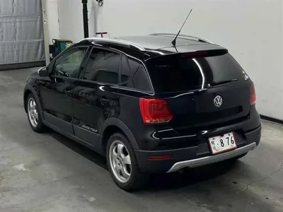 Volkswagen CROSS POLO