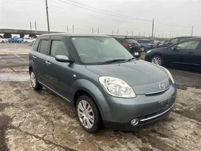 Mazda VERISA