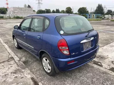 Daihatsu STORIA