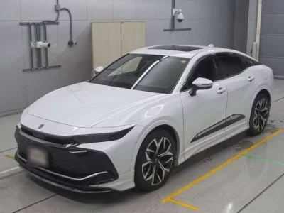 Toyota CROWN CROSSOVER