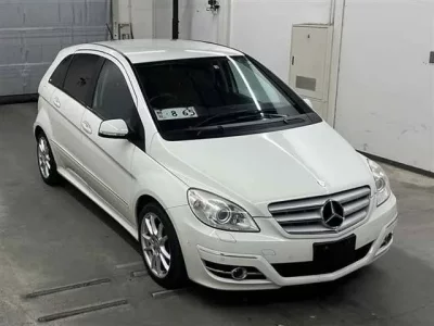 Mercedes-Benz B CLASS