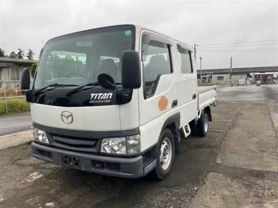 Mazda TITAN