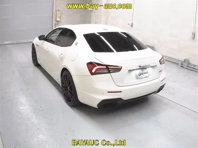 Maserati GHIBLI