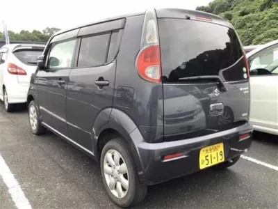 Suzuki MRWAGON