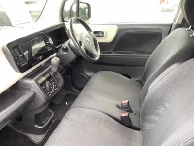 Suzuki MRWAGON
