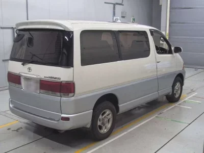 Toyota HIACE REGIUS