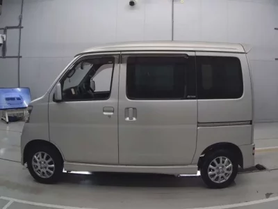 Daihatsu Atrai Wagon