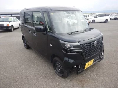 Suzuki SPACIA BASE