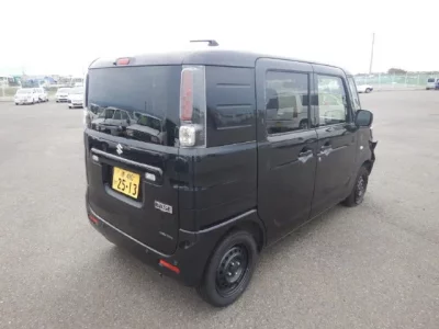 Suzuki SPACIA BASE